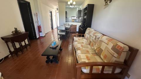 Apartamento T2 a escassos metros da praia do Forte de S. João em Albufeira