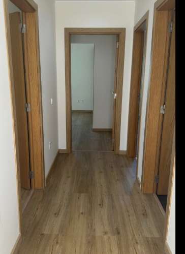 Moradia T3 com piscina e garagem