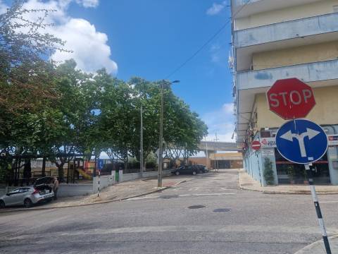 Apartamento T2 Venda em Corroios,Seixal