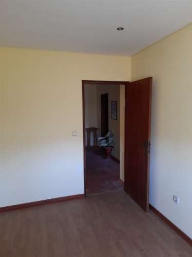 Apartamento T3 Venda em Tarouca e Dálvares,Tarouca