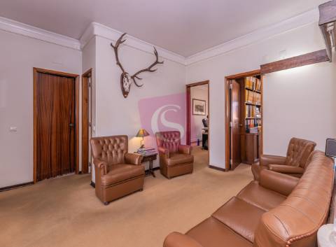 APARTAMENTO AV. DA REPUBLICA EDÍFICIO DO GALETO - LISBOA