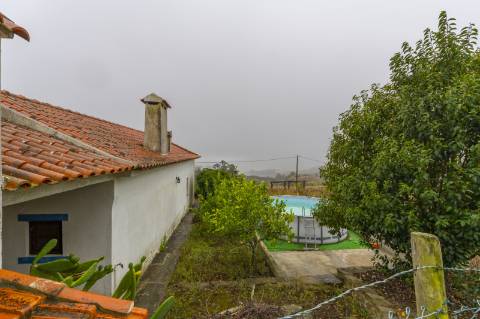 Moradia com 3 Quartos | Refúgio com Vista Deslumbrante para a Serra de Montejunto