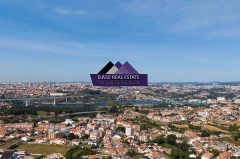 Terreno para Construção com PIP Aprovado - Porto