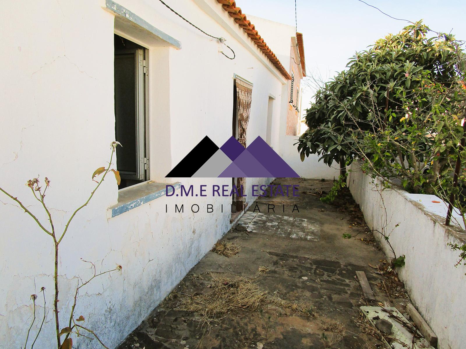 Casa Térrea T2 em Ruína com Terreno | Odeleite