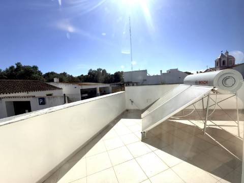Moradia Moderna T6 em Castro Marim - Conforto, Espaço e Qualidade de Vida
