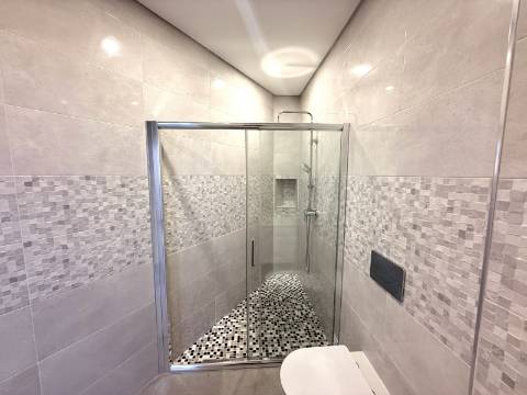 Moradia Moderna T6 em Castro Marim - Conforto, Espaço e Qualidade de Vida
