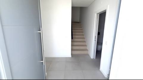 Moradia nova de Luxo T4 com Piscina em Castro Marim
