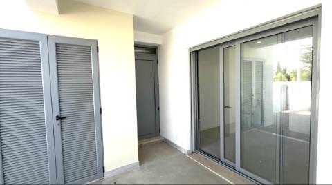 Moradia nova de Luxo T4 com Piscina em Castro Marim