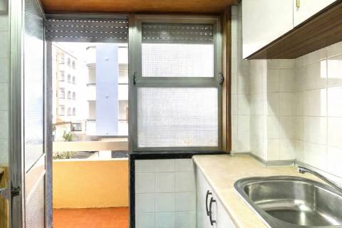 Apartamento T2 no Centro de Monte Gordo