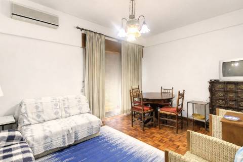 Apartamento T2 no Centro de Monte Gordo