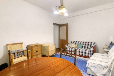 Apartamento T2 no Centro de Monte Gordo