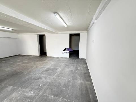 Moradia moderna T3, nova a estrear, situada na prestigiada Urbanização Rias Parque, em Vila Real de Santo António