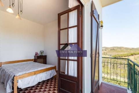 Moradia Independente com Espaço Comercial | Terreno Misto de 4.590 m² | A 12 Minutos de Tavira