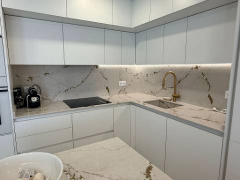 Apartamento Exclusivo T2 +2 (Quarto Interior) | 3 Casas de Banho | Vista Mar | 300 metros da praia de Monte Gordo