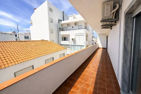 Apartamento T2 com Excelentes Áreas em Monte Gordo a 400 metros da praia