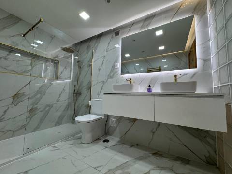 Apartamento T2 - Amora c/ Arrecadação
