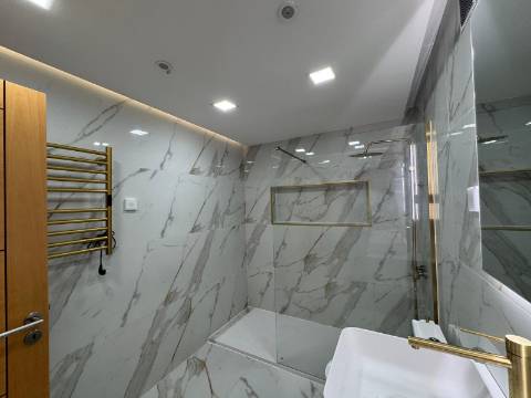 Apartamento T2 - Amora c/ Arrecadação