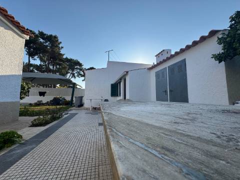 Moradia T3 isolada c/anexo - Aroeira