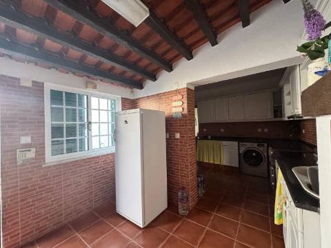 Moradia T3 isolada c/anexo - Aroeira