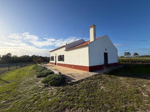 Herdade c/ habitação T2+2 - Aljezur