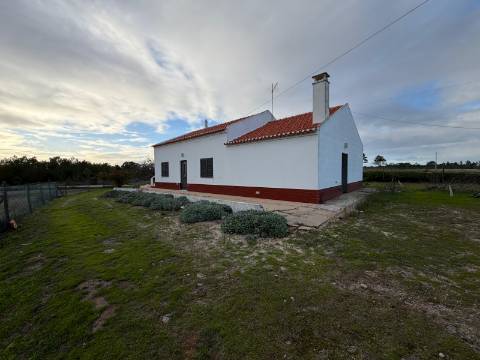Herdade c/ habitação T2+2 - Aljezur