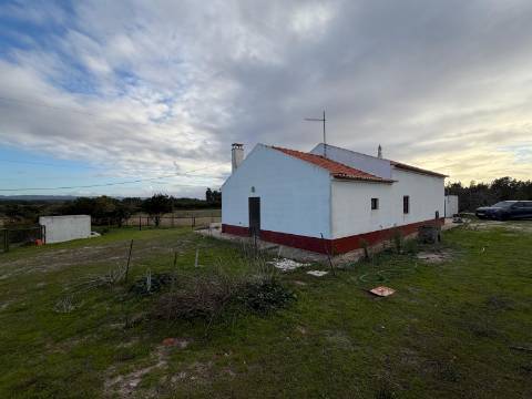 Herdade c/ habitação T2+2 - Aljezur