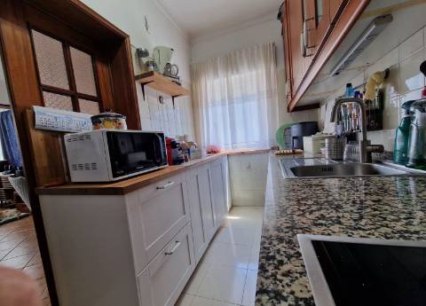 Apartamento T3 na Quinta de São João
