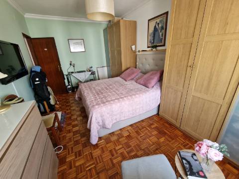 Apartamento T3 na Quinta de São João
