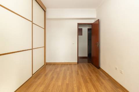 Apartamento T2 Torre da Marinha