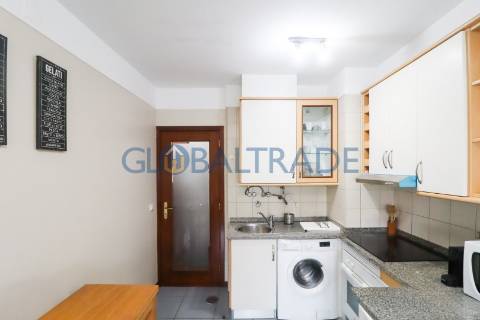 Apartamento T1 Mobilado & Equipado no Porto