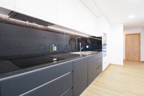 Apartamento T3 NOVO ao Centro de Rio Tinto
