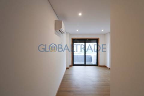 Apartamento T3 NOVO ao Centro de Rio Tinto