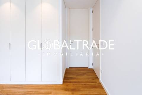 Apartamento T2 Renovado & Equipado em Alfena
