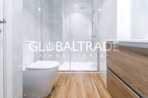 Apartamento T2 Renovado & Equipado em Alfena
