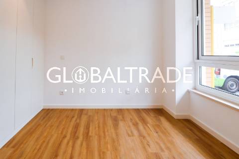Apartamento T2 Renovado & Equipado em Alfena