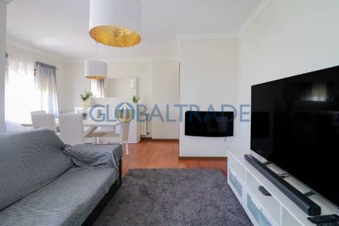 Apartamento T3 em Fânzeres