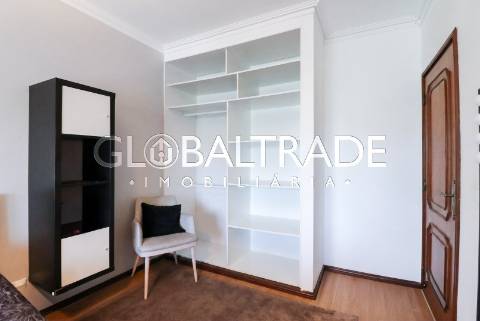 Apartamento T3+1 Renovado & Equipado em Águas Santas