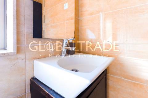 Moradia T3 com Terraço em Valbom