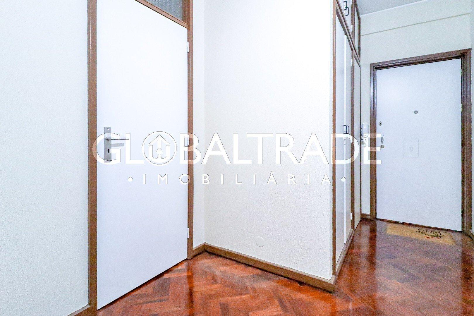 Apartamento T3+1 Renovado no Porto