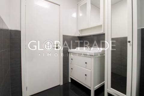 Moradia T2 com Terraço em Foz do Sousa - Gens