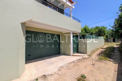 Moradia T2 com Terraço em Foz do Sousa - Gens
