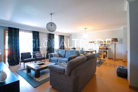 Apartamento T4 em Valongo