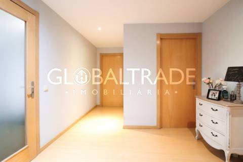 Apartamento T4 em Valongo