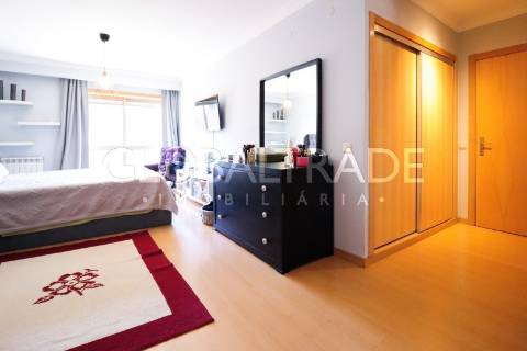 Apartamento T4 em Valongo