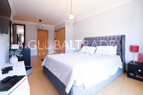Apartamento T4 em Valongo