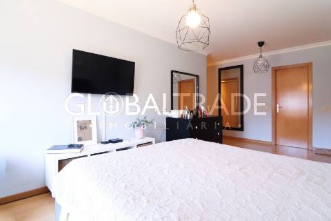 Apartamento T4 em Valongo