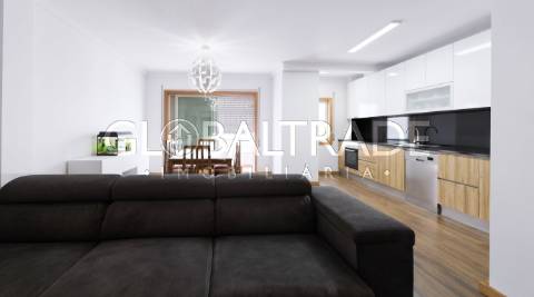 Apartamento T2 em Fânzeres
