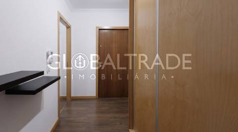 Apartamento T2 em Fânzeres