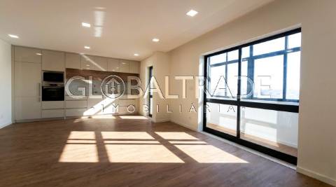Apartamento T2 Renovado & Equipado em Matosinhos
