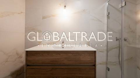 Apartamento T2 Renovado & Equipado em Matosinhos
